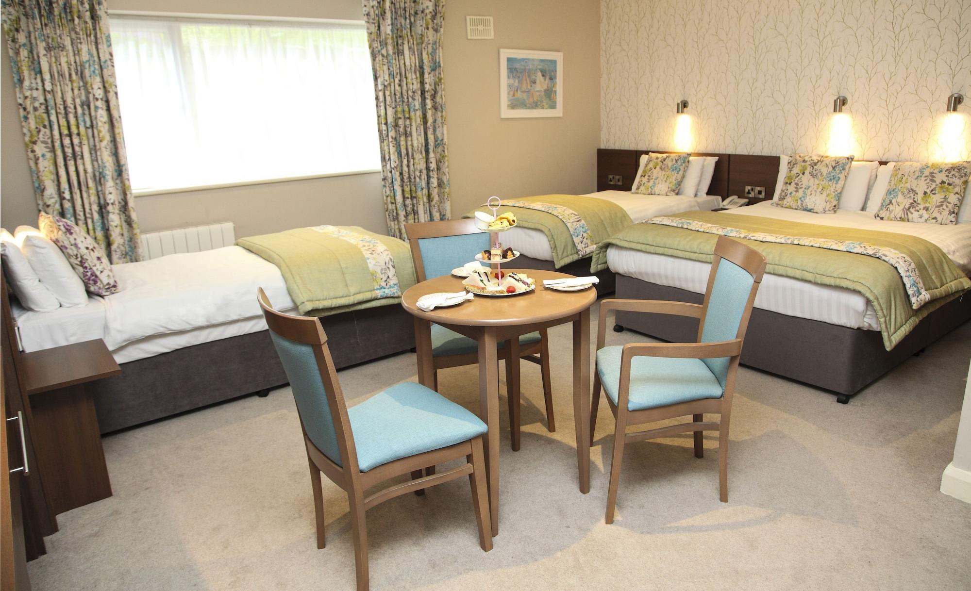Arklow Bay Hotel エクステリア 写真