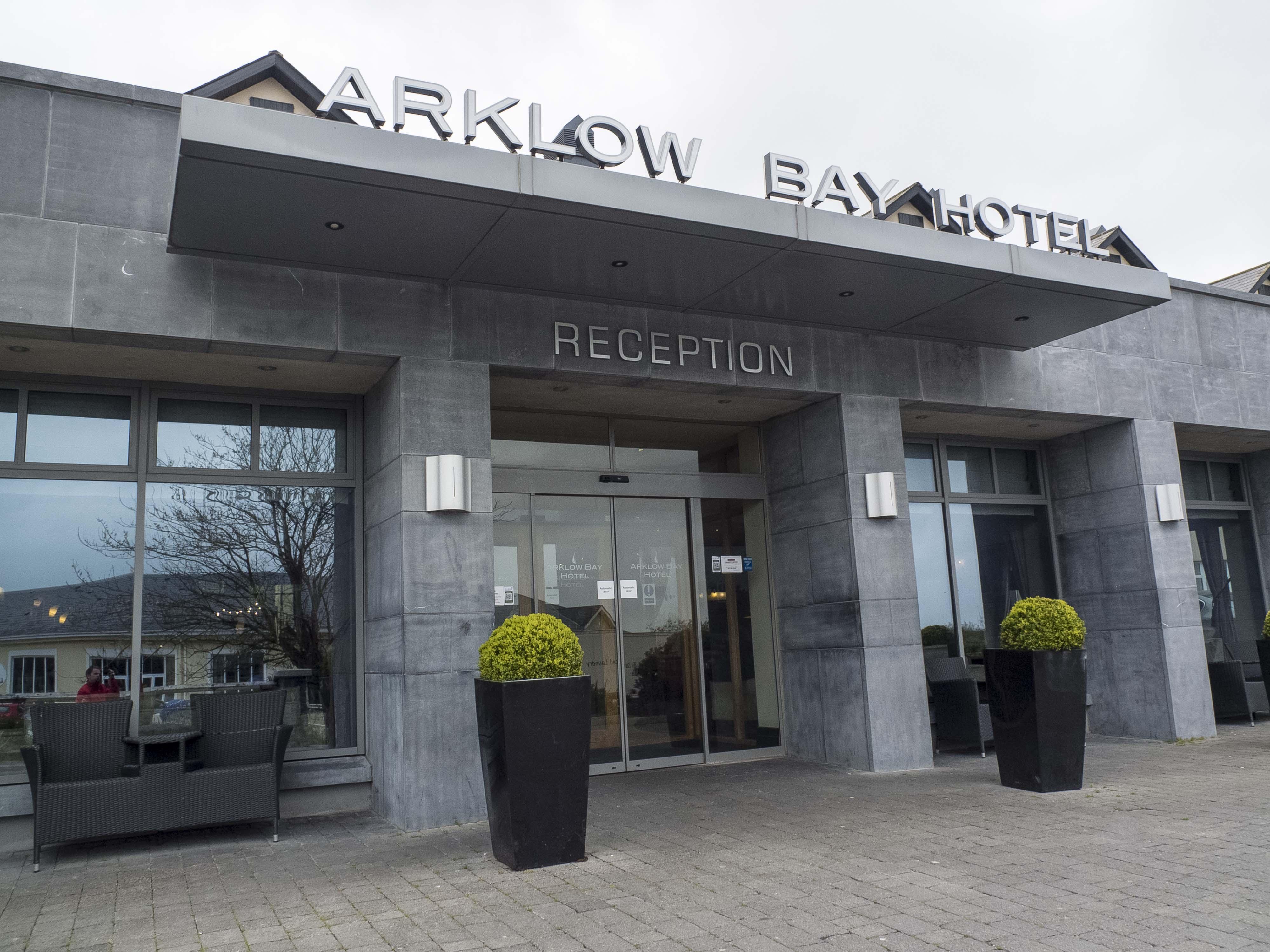 Arklow Bay Hotel エクステリア 写真