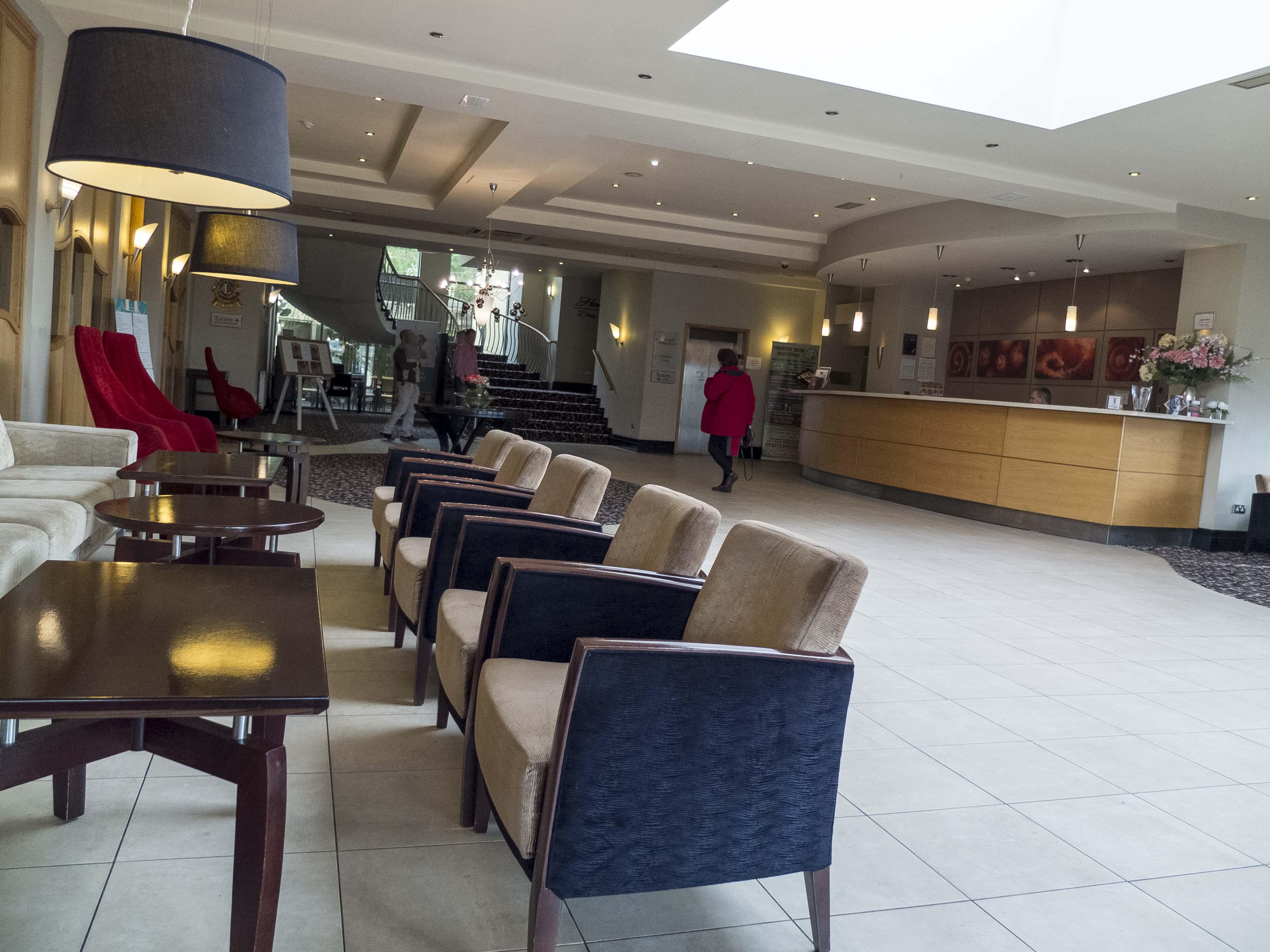 Arklow Bay Hotel エクステリア 写真