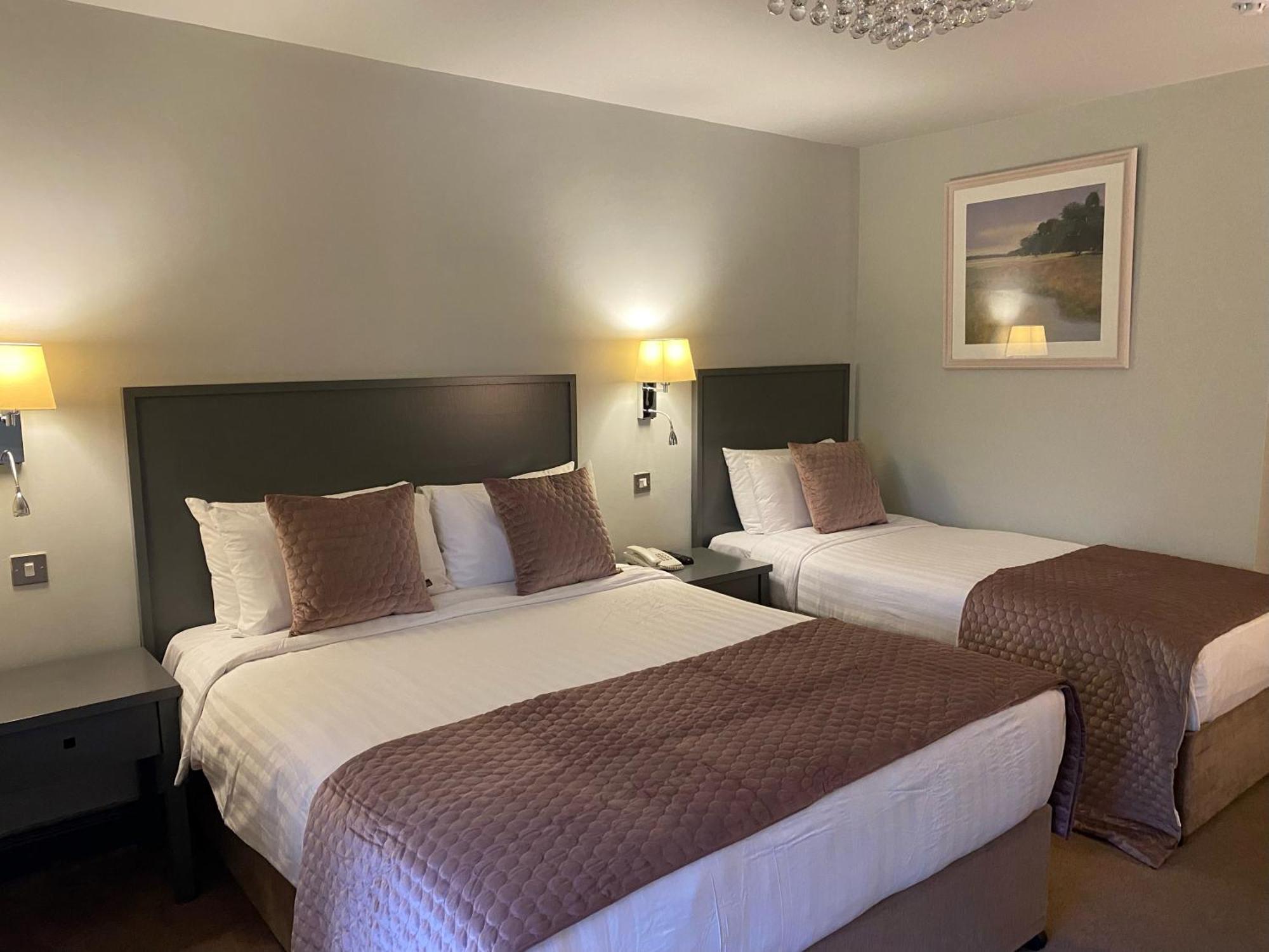 Arklow Bay Hotel エクステリア 写真