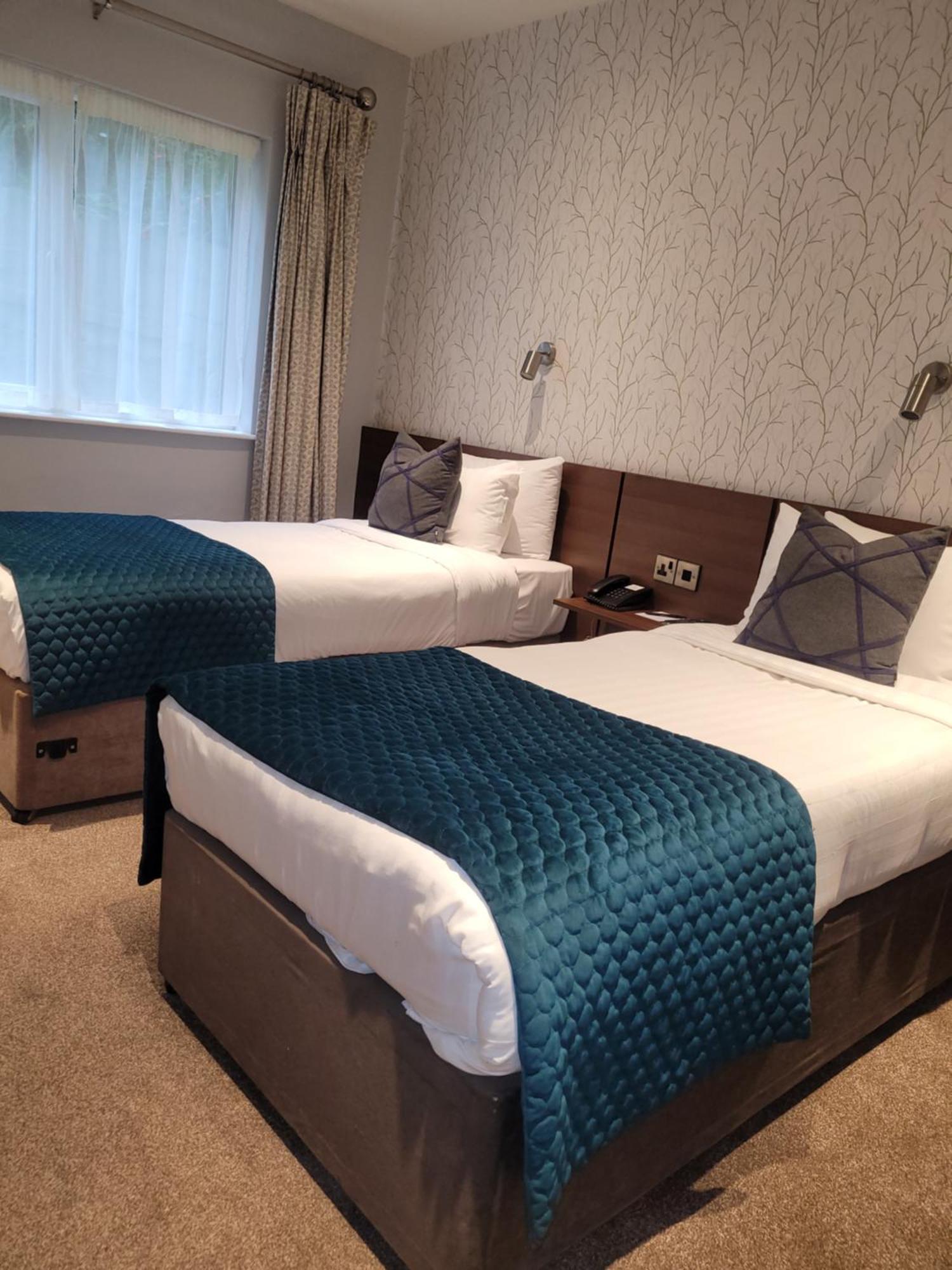 Arklow Bay Hotel エクステリア 写真